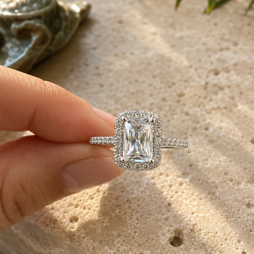 14 Ayar Altın Emerald Kesim Halo Tektaş Yüzük 6
