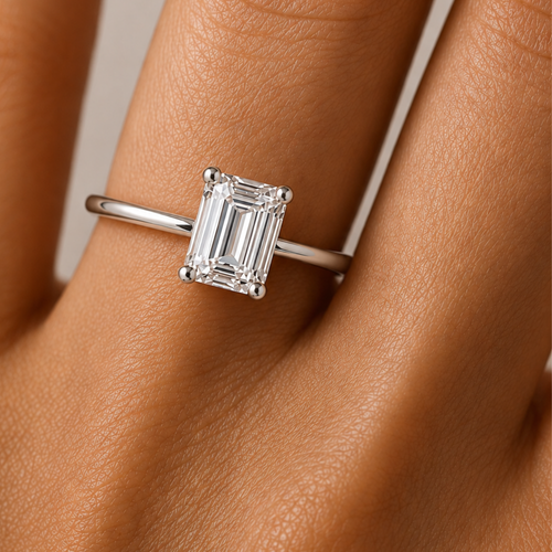 14 Ayar Beyaz Altin Baget Tektas Yuzuk Elde