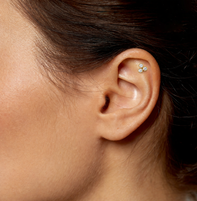 14 ayar altin uctas piercing kulakta