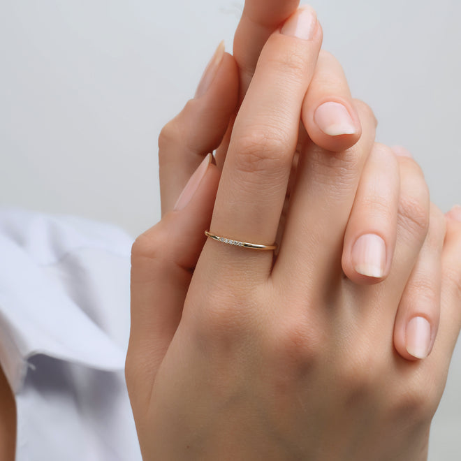 0.035 Karat Minimal Yarımtur Pırlanta Yüzük