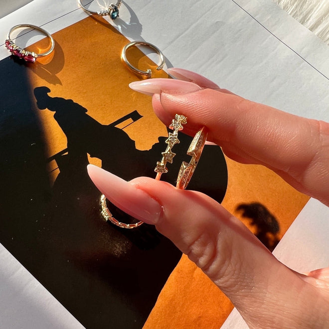 5 mini yıldız kadın yüzük doğal ışık fotoğraf